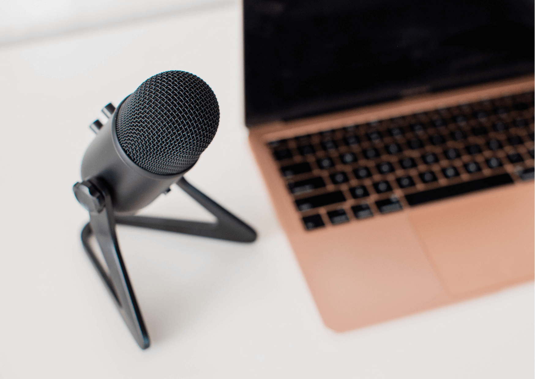 What to Look Out for When Buying a Wireless Microphone?